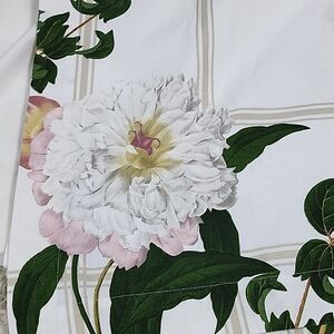 Williams Sonoma Pivoine Odorant Floral Tablecloth Rectangular